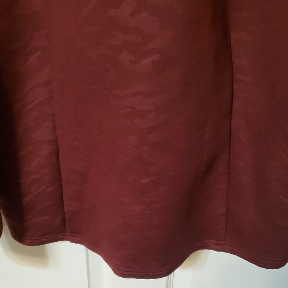 Fabletics Camo LOTTA cocoon Black Cherry large - Picture 12 of 12